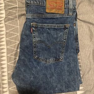 Men’s Levi slim fit